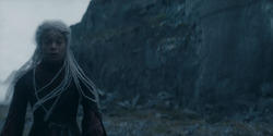HouseOfTheDragon_3x01-SaltAndSeaFireAndBlood_1972