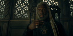 HouseOfTheDragon_3x01-SaltAndSeaFireAndBlood_2305