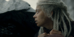 HouseOfTheDragon_3x01-SaltAndSeaFireAndBlood_2679