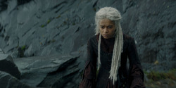 HouseOfTheDragon_3x01-SaltAndSeaFireAndBlood_2705
