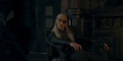 HouseOfTheDragon_3x01-SaltAndSeaFireAndBlood_2974
