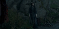 HouseOfTheDragon_3x01-SaltAndSeaFireAndBlood_3440
