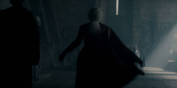 HouseOfTheDragon_3x01-SaltAndSeaFireAndBlood_3489