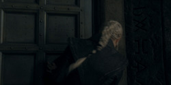 HouseOfTheDragon_3x01-SaltAndSeaFireAndBlood_3725
