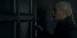 HouseOfTheDragon_3x01-SaltAndSeaFireAndBlood_3739