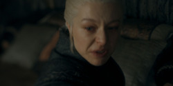 HouseOfTheDragon_3x01-SaltAndSeaFireAndBlood_4075