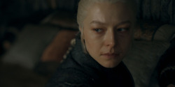 HouseOfTheDragon_3x01-SaltAndSeaFireAndBlood_4086
