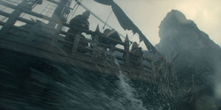 HouseOfTheDragon_3x01-SaltAndSeaFireAndBlood_4864
