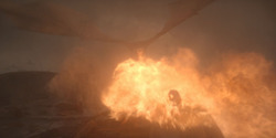 HouseOfTheDragon_3x02-QueensLanding_00073