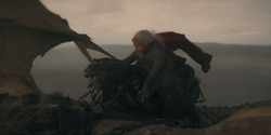 HouseOfTheDragon_3x02-QueensLanding_00110