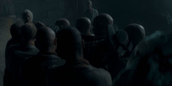 HouseOfTheDragon_3x02-QueensLanding_00152