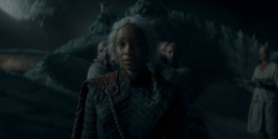 HouseOfTheDragon_3x02-QueensLanding_00168
