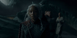 HouseOfTheDragon_3x02-QueensLanding_00172