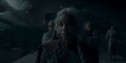 HouseOfTheDragon_3x02-QueensLanding_00196