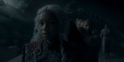 HouseOfTheDragon_3x02-QueensLanding_00199
