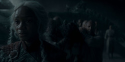 HouseOfTheDragon_3x02-QueensLanding_00202