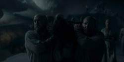 HouseOfTheDragon_3x02-QueensLanding_00207