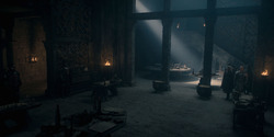 HouseOfTheDragon_3x02-QueensLanding_00220