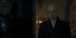 HouseOfTheDragon_3x02-QueensLanding_00245