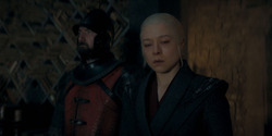 HouseOfTheDragon_3x02-QueensLanding_00252