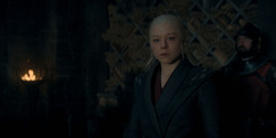 HouseOfTheDragon_3x02-QueensLanding_00256