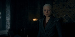 HouseOfTheDragon_3x02-QueensLanding_00259