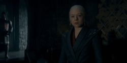 HouseOfTheDragon_3x02-QueensLanding_00260