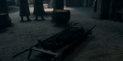 HouseOfTheDragon_3x02-QueensLanding_00271