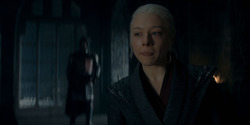 HouseOfTheDragon_3x02-QueensLanding_00288