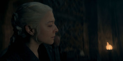 HouseOfTheDragon_3x02-QueensLanding_00313
