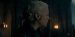 HouseOfTheDragon_3x02-QueensLanding_00323