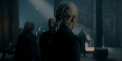 HouseOfTheDragon_3x02-QueensLanding_00326