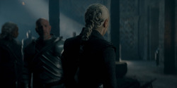 HouseOfTheDragon_3x02-QueensLanding_00327