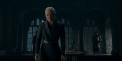 HouseOfTheDragon_3x02-QueensLanding_00338
