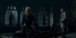 HouseOfTheDragon_3x02-QueensLanding_00347