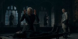 HouseOfTheDragon_3x02-QueensLanding_00357