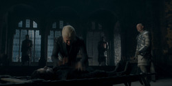 HouseOfTheDragon_3x02-QueensLanding_00380