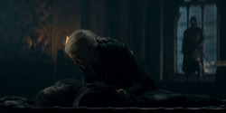 HouseOfTheDragon_3x02-QueensLanding_00395