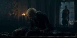 HouseOfTheDragon_3x02-QueensLanding_00396