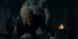 HouseOfTheDragon_3x02-QueensLanding_00414
