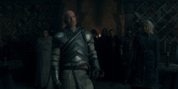 HouseOfTheDragon_3x02-QueensLanding_00450