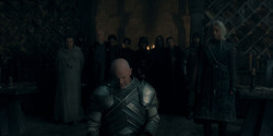 HouseOfTheDragon_3x02-QueensLanding_00454