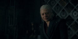 HouseOfTheDragon_3x02-QueensLanding_00464