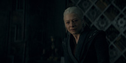 HouseOfTheDragon_3x02-QueensLanding_00467