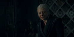 HouseOfTheDragon_3x02-QueensLanding_00468