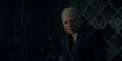 HouseOfTheDragon_3x02-QueensLanding_00471