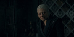 HouseOfTheDragon_3x02-QueensLanding_00472