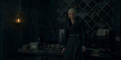 HouseOfTheDragon_3x02-QueensLanding_00494