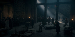 HouseOfTheDragon_3x02-QueensLanding_00523