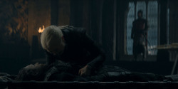 HouseOfTheDragon_3x02-QueensLanding_00545